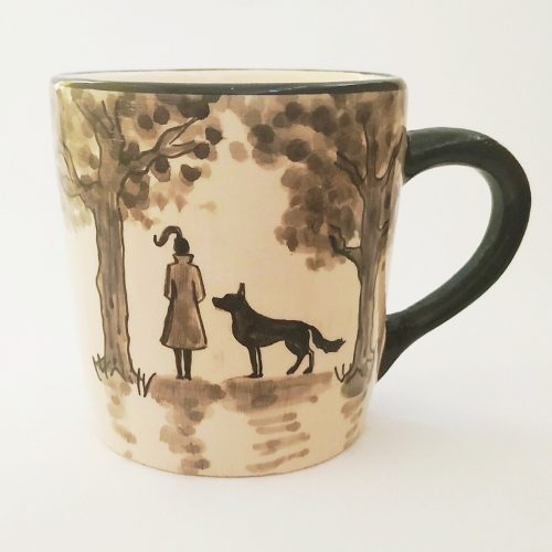 Tasse mit lustigen Hund und Mädchen VK018